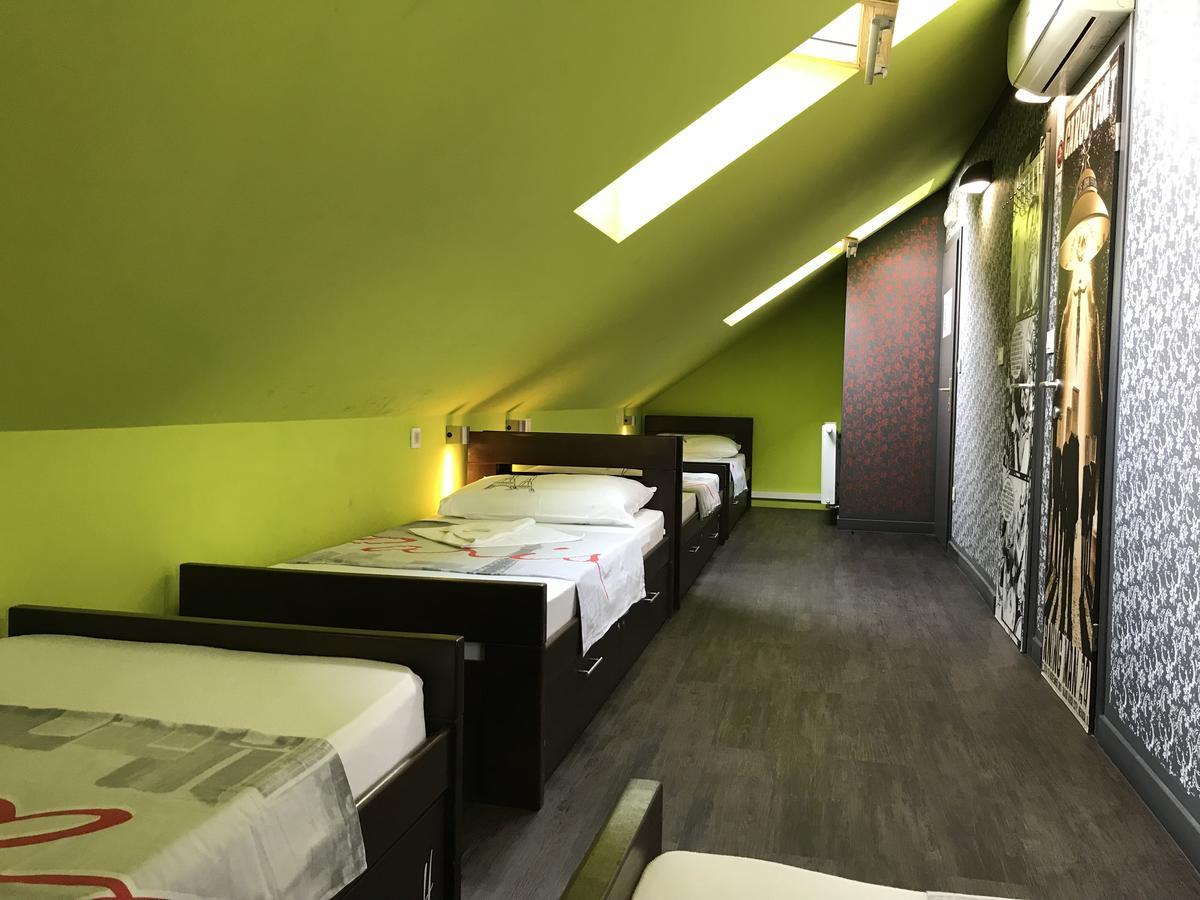 Hostel Paris ザグレブ エクステリア 写真