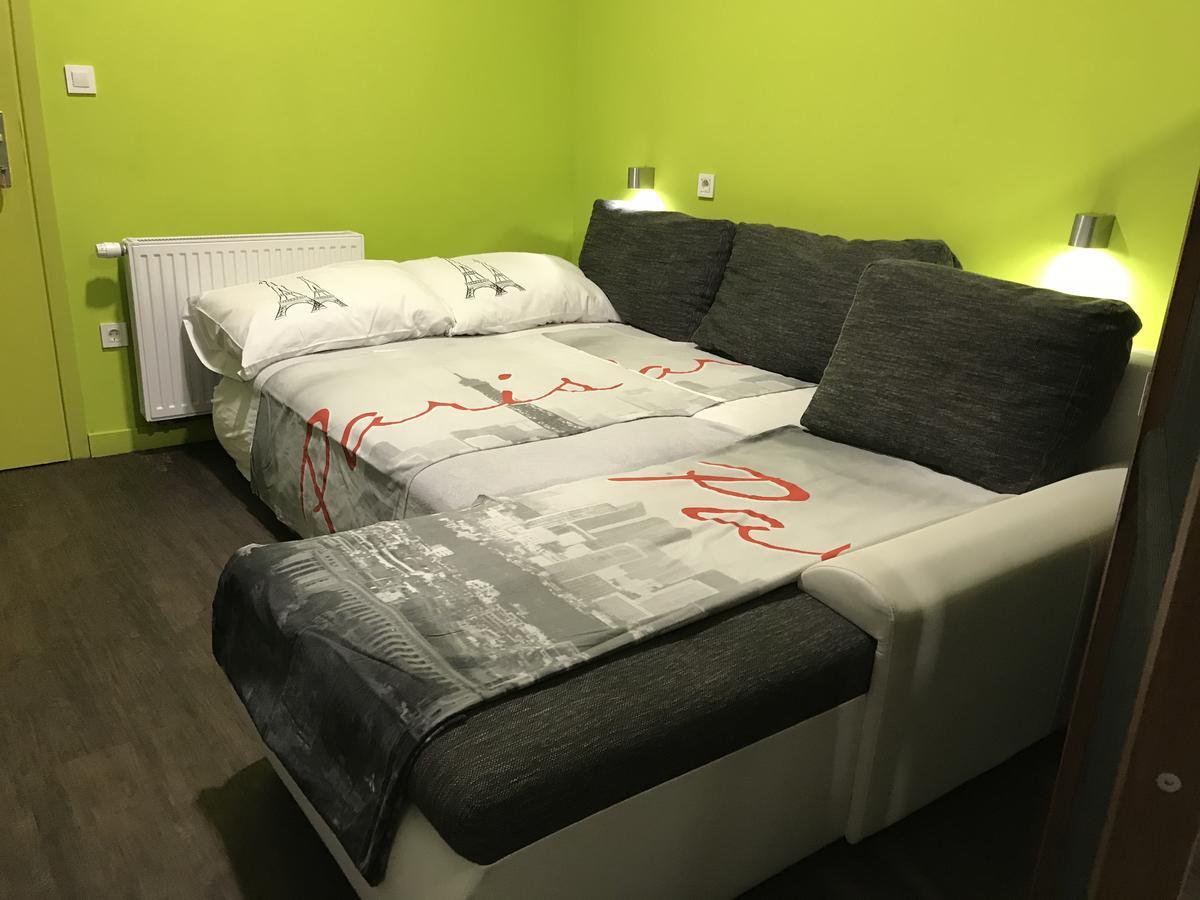Hostel Paris ザグレブ エクステリア 写真