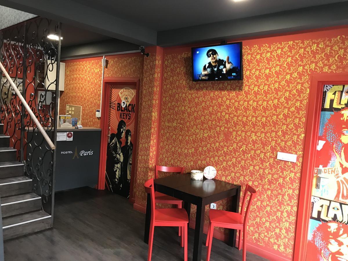 Hostel Paris ザグレブ エクステリア 写真