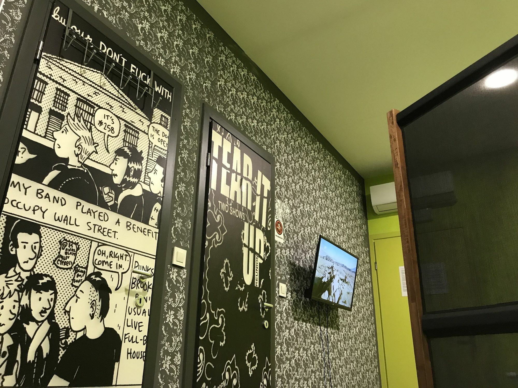 Hostel Paris ザグレブ エクステリア 写真